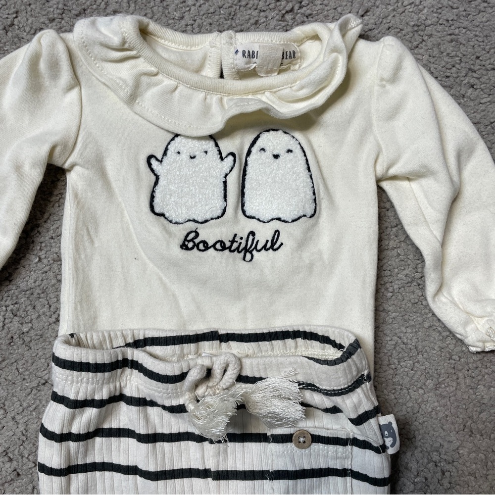 Rabbit + Bear Bootiful Ghost Onesie and Pants set,‎ baby size 0-3 months - Picture 2 of 7
